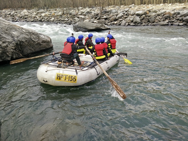 Kullu river rafting